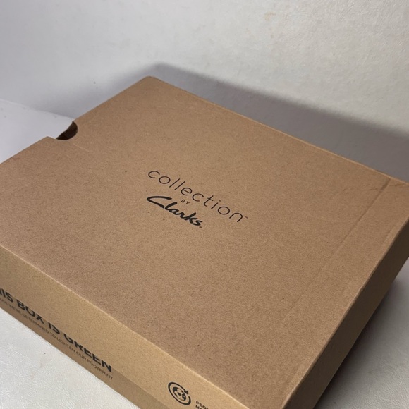 Collection by Clarks Opal Sky comfort casual classic winter fall outdoor style - Picture 8 of 9